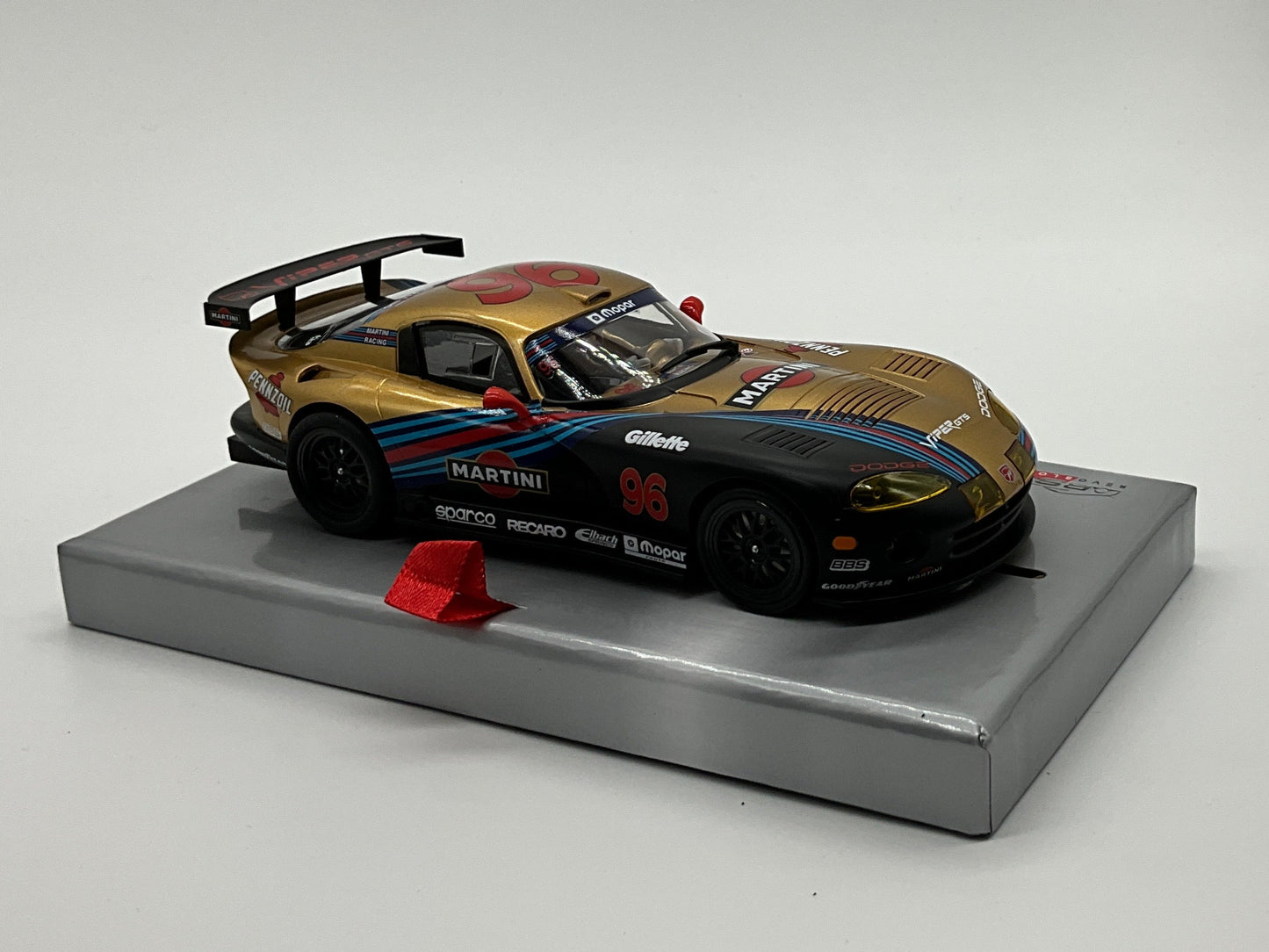 REVOSLOT Dodge Viper GTS-R Martini #96 GT2 (RS0263)