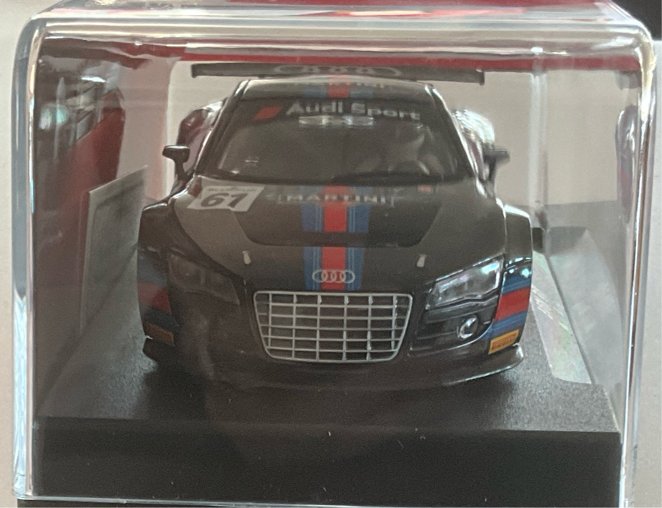 NSR0318 Audi R8 Martini #61