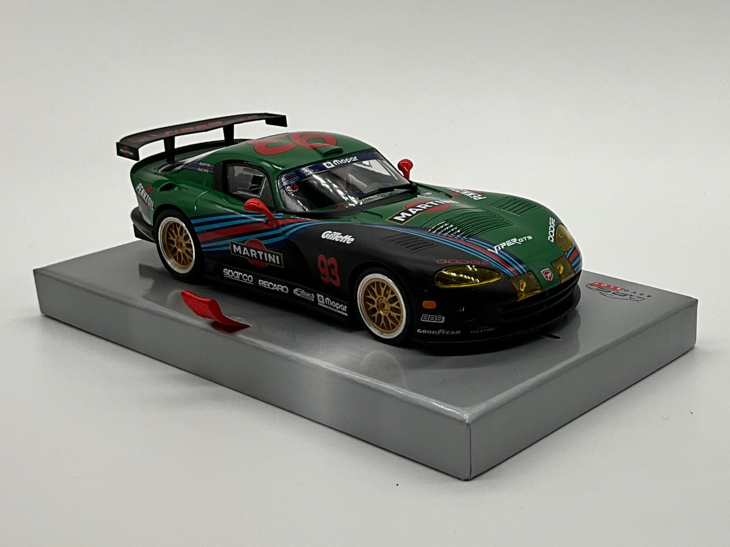REVOSLOT Dodge Viper GTS-R Martini #93 GT2 (RS0260)